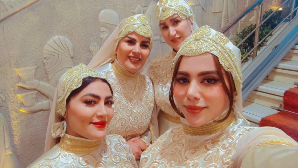 ضبط اجرای گروهی دف‌نوازان